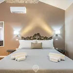 Promenade Boutique - City Centre *