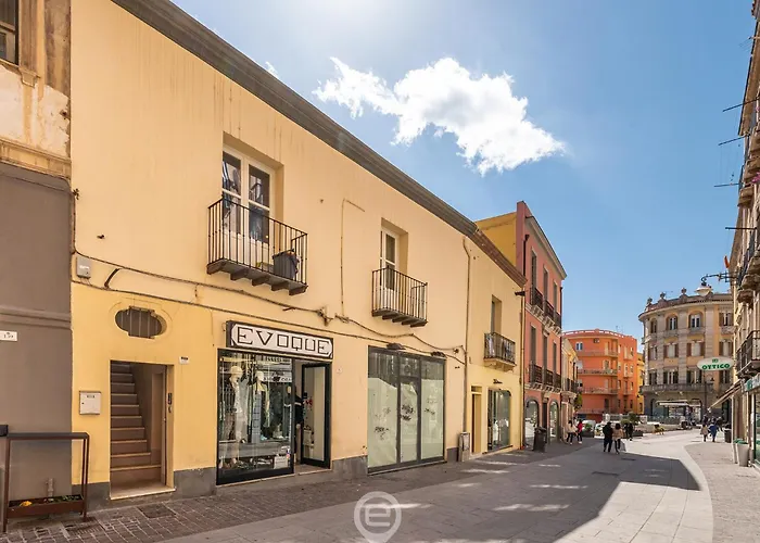 Promenade Boutique - City Centre Konukevi