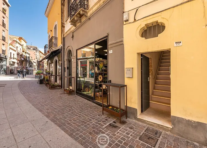 Promenade Boutique - City Centre *
