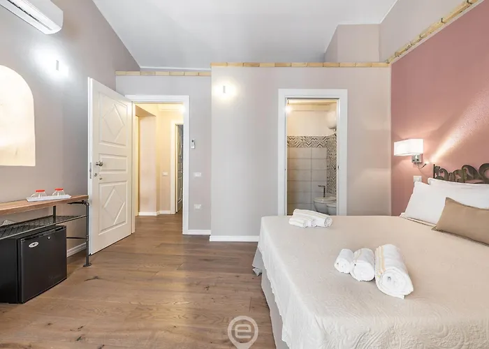 Promenade Boutique - City Centre Konukevi Cagliari